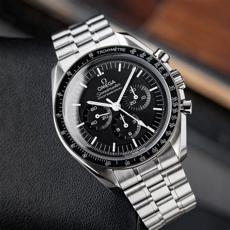 omega speedmaster professional bleibt stehen